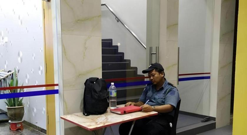 Id Hotel Yayasan Segamat Zewnętrze zdjęcie