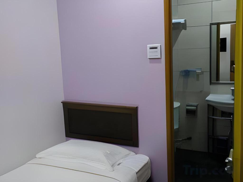 Id Hotel Yayasan Segamat Zewnętrze zdjęcie