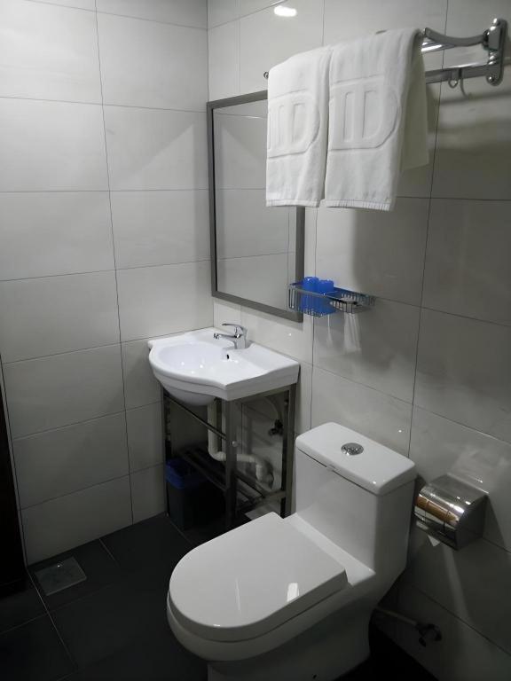 Id Hotel Yayasan Segamat Zewnętrze zdjęcie