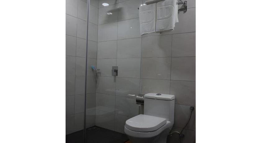 Id Hotel Yayasan Segamat Zewnętrze zdjęcie