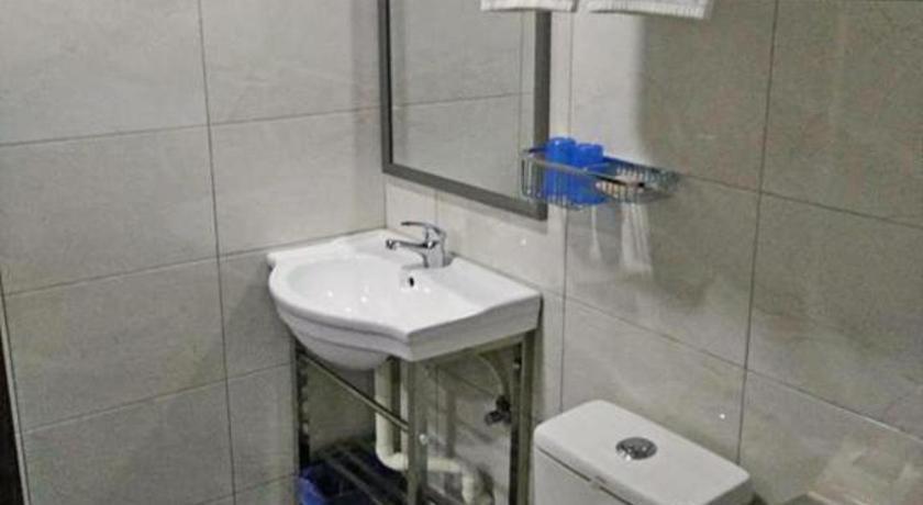 Id Hotel Yayasan Segamat Zewnętrze zdjęcie